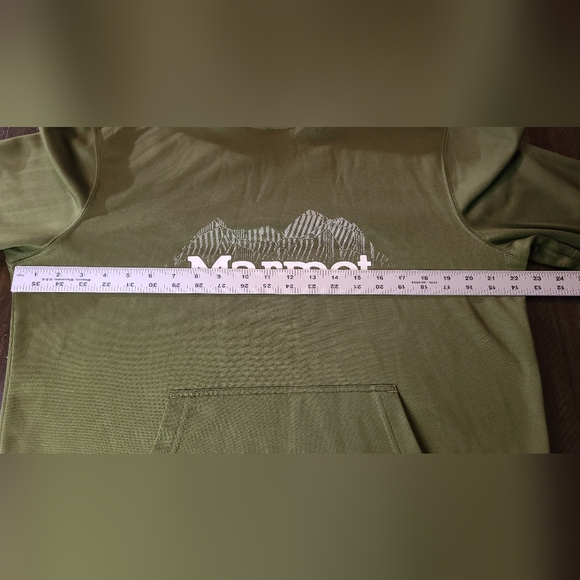 Marmot women's medium green pullover hoodie. * missing hoodie string, pictured* - Picture 9 of 12